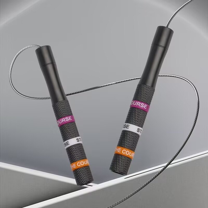 Brzo švihadlo za skakanje s PVC i čeličnim žicom, ručke od aluminijskog legura, model 5650