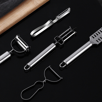 Curățător de legume din plastic tehnic, stil minimalist modern, lansat în 2020