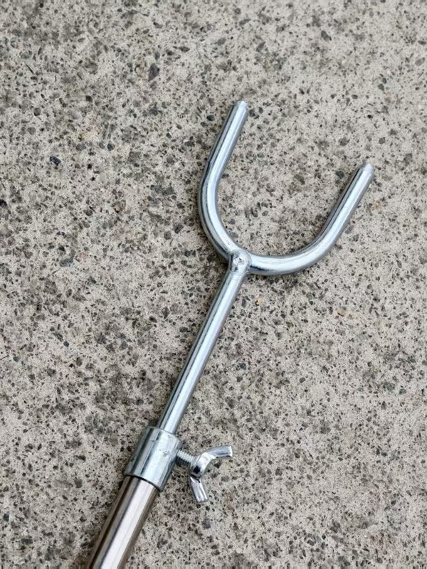 Suport pentru lansete de pescuit cu inserție în sol – metal Yingfeng, model 1004478436