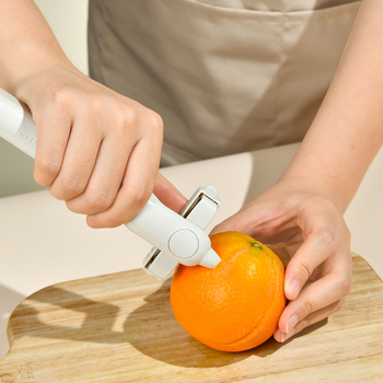 SP SAUCE Πολυλειτουργικός αποφλοιωτής για πατάτες, φρούτα, λαχανικά και πεπόνια – Τέσσερα σε ένα Κουζίνας Αποφλοιωτής; Υλικό: PP+Νylon+420J2 Ανοξείδωτος Χάλυβας; Λανσάρισμα: Καλοκαίρι 2025