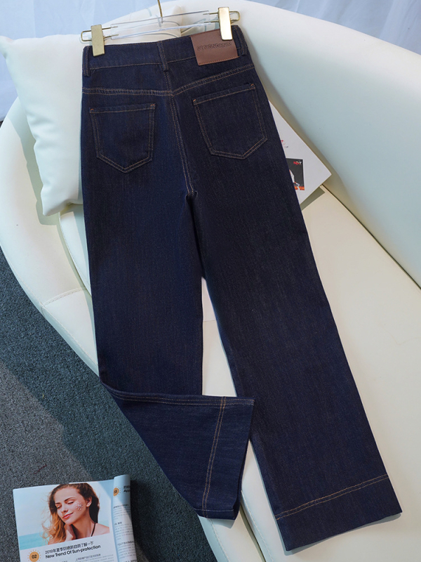 Traperice – Visoki pojas, ravni kroj, denim; pamuk 95%+, mikroelastičnost