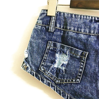 Σορτς denim με χαμηλό μέσο, βαμβάκι 71–80%, στυλ δρόμου χιπστερ