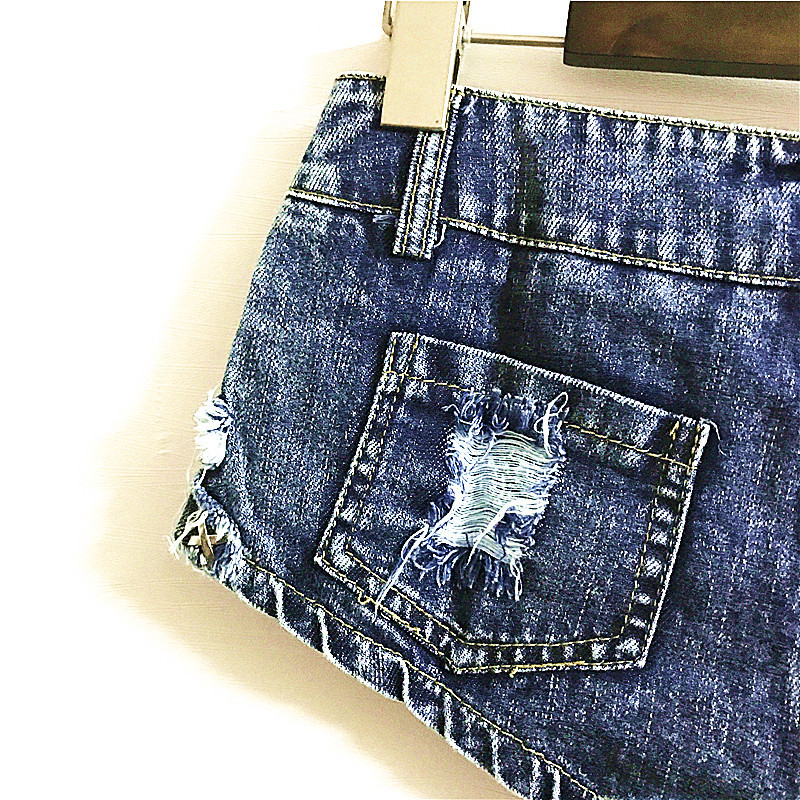 Σορτς denim με χαμηλό μέσο, βαμβάκι 71–80%, στυλ δρόμου χιπστερ