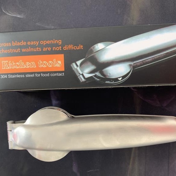 Otvarač za kestene i strugalica s križnim klipom, nehrđajući čelik, moderan minimalistički dizajn, podrijetlo Yangjiang, lansiran u proljeće 2017