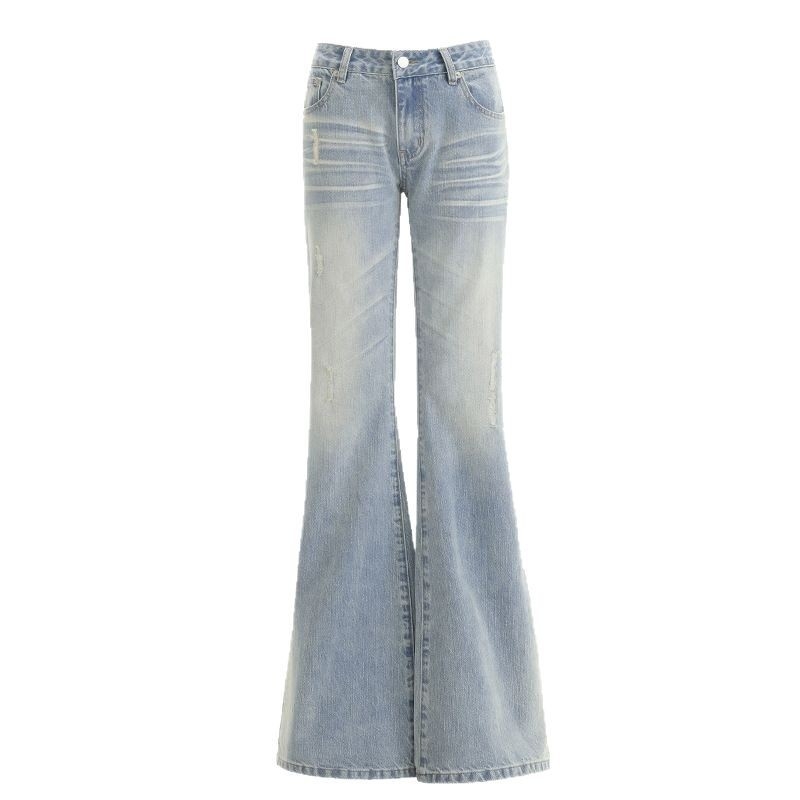 Ženske traperice s niski strukom, blago proširene, denim, 80–90% pamuka, završna obrada pranjem