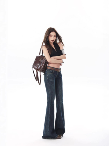 K609 Traperice: niski struk, mikro-bell kroj, elastični denim, slim-fit