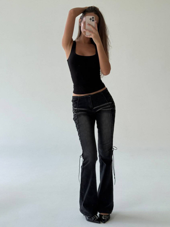 Ženske traperice od denima, niski struk, ravni kroj, pamuk 80–90%, jesen 2025, gradski stil