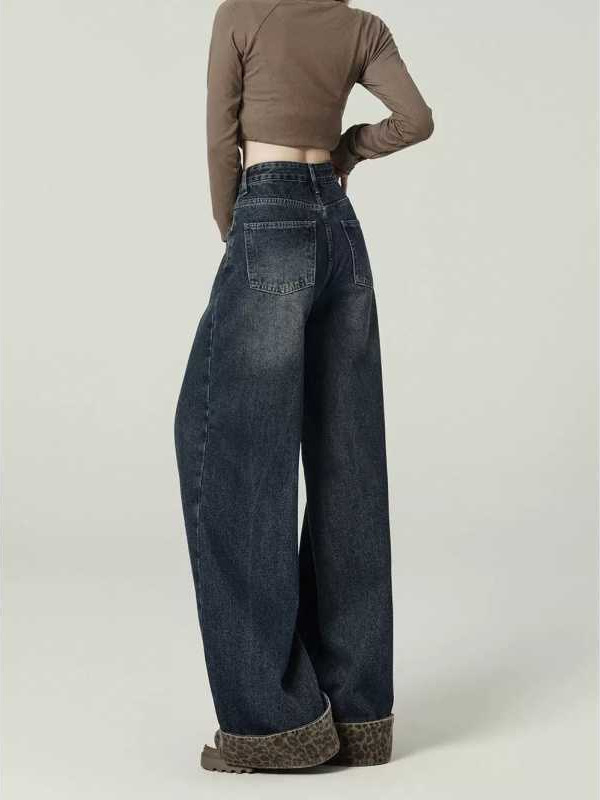 Traperice s vintage patchwork leopard uzorkom, rolirani rub, visoki struk, široke nogavice