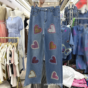 Traperice – srce sa štrasom, toplinski nanesene štras kamene, visokim strukom, širokih nogavica, gradski hipster stil