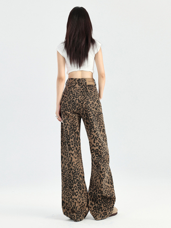 Ženske traperice leopard uzorkom, visokim strukom, široke nogavice, denim 95% pamuk