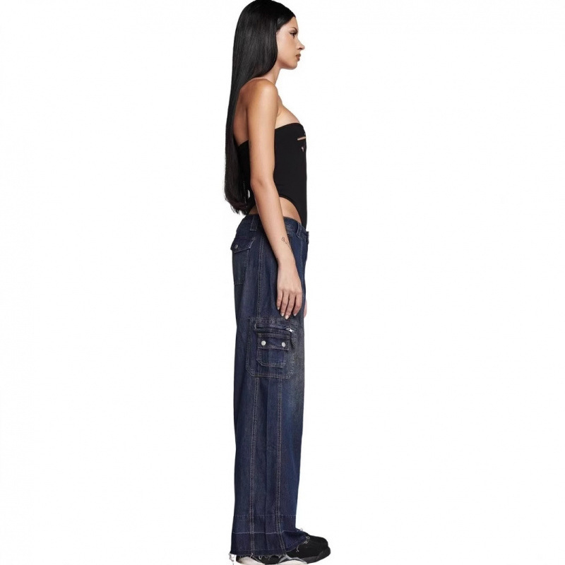 Traperice od denima s niskim strukom, ravnih nogavica, pune duljine, poliesterska smjesa 50–70% (Denim; Low waist; Straight-leg; Full length; Polyester 50–70%)
