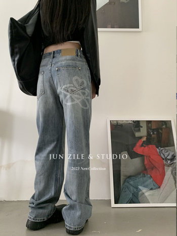 Női magas derekú, széles lábú farmernadrág, 70–80% pamut, 2025 ősz