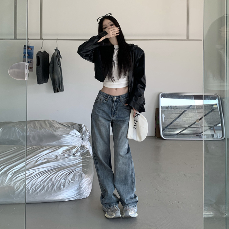 Női magas derekú, széles lábú farmernadrág, 70–80% pamut, 2025 ősz