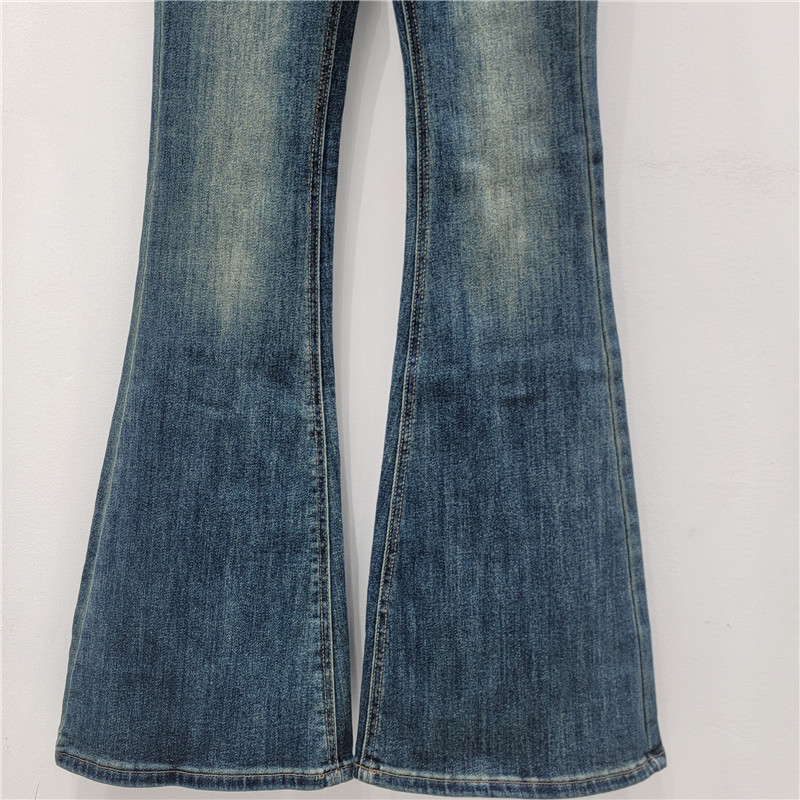 Traperice s uzorkom mačjeg grebanja, bootcut kroj, denim, 30-50% poliester, mikro-elastične, niska struka