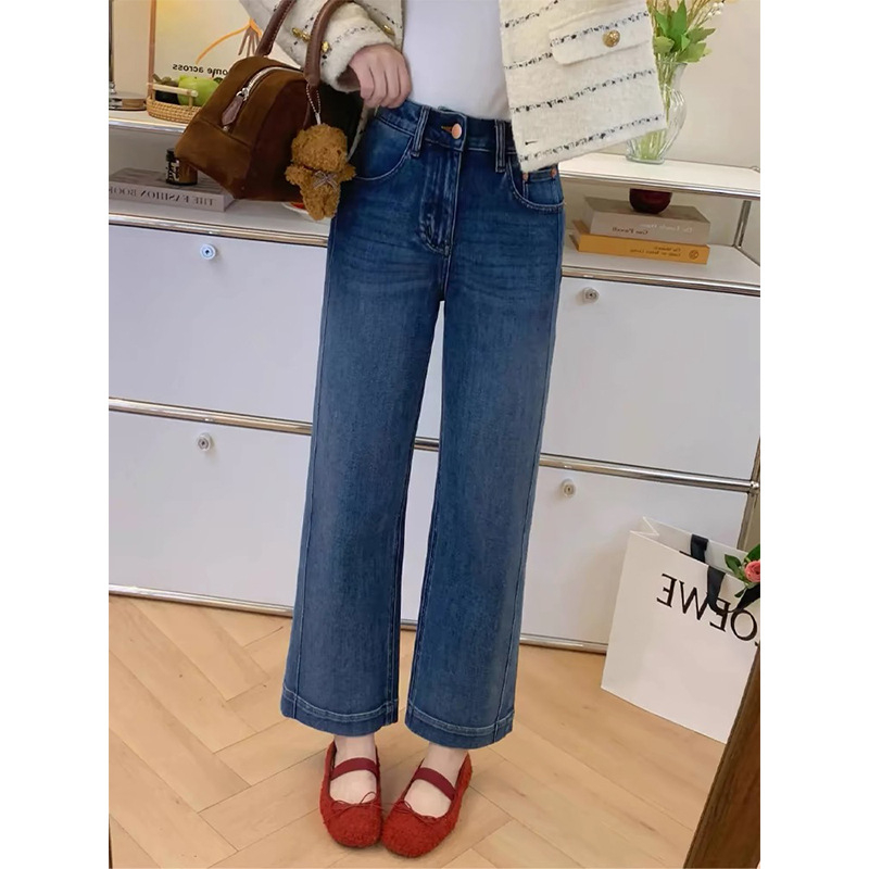Traperice - Skracene, visoki pojas, ravni kroj, denim, pamuk 50–70%, visoka elastičnost, bez glačanja