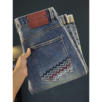 Traperice uskog kroja, srednji rise, zatvarač, pet džepova, pamuk-denim