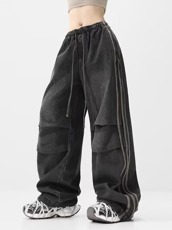 Jeansi bărbați cu dungi și uzură, finisaj spălat cu apă, croială dreaptă, nasturi în față, denim din bumbac (51-70%)