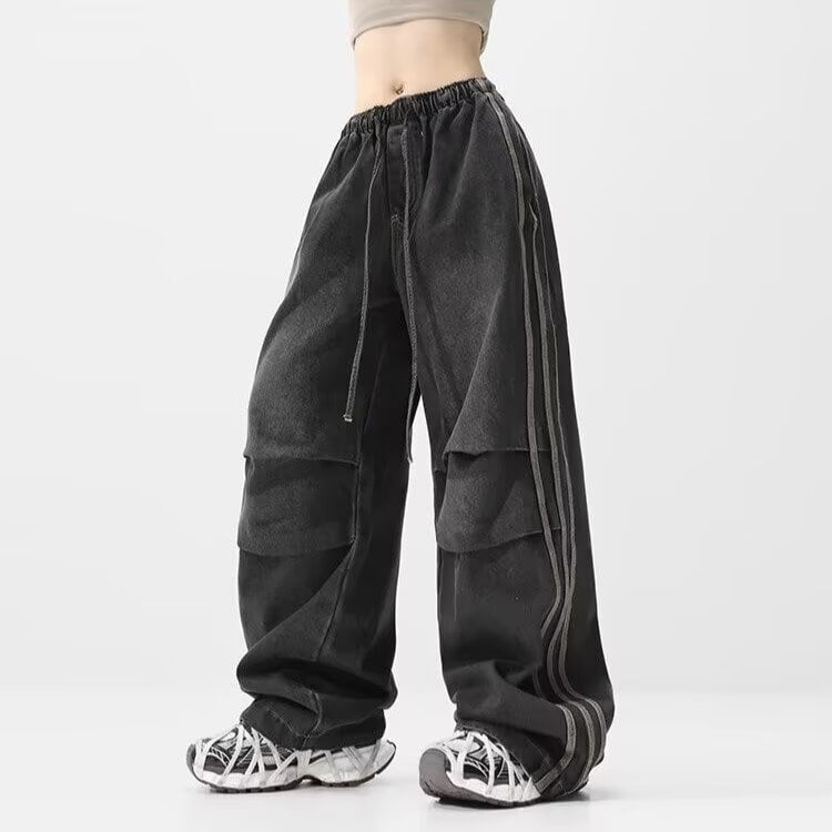 Jeansi bărbați cu dungi și uzură, finisaj spălat cu apă, croială dreaptă, nasturi în față, denim din bumbac (51-70%)