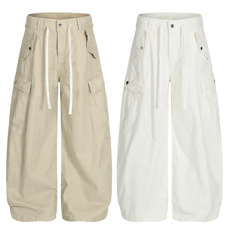 Blugi – lejeri, croială dreaptă, talie medie, fermoar, mai multe buzunare