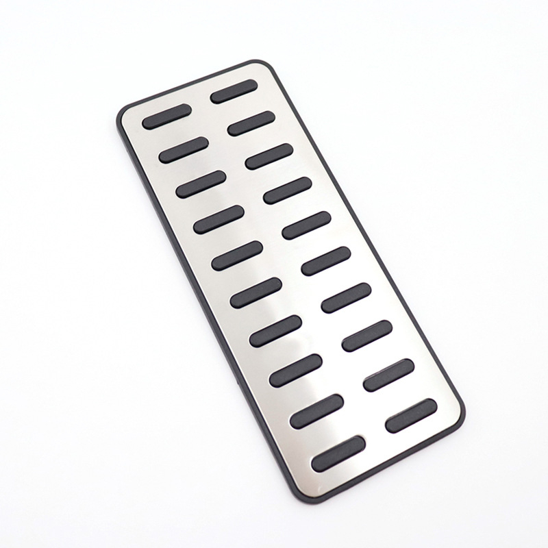 Automobilski pedal od aluminijske legure, model Pedal 113 – protuklizni, dekorativni dodatak za Mitsubishi s prugama
