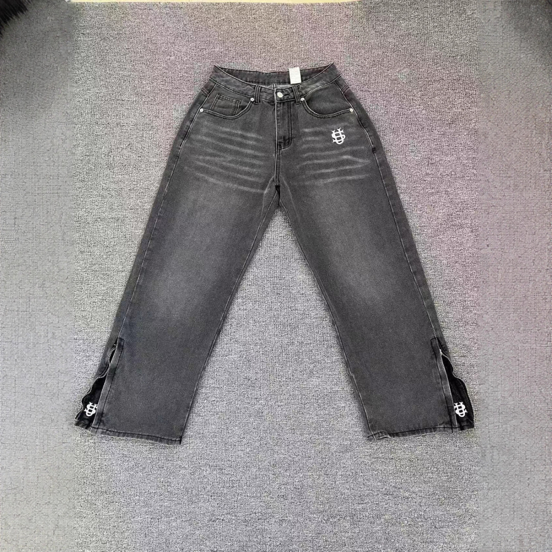 Traperice s patchworkom i višestrukim džepovima, oprani denim, ravni kroj