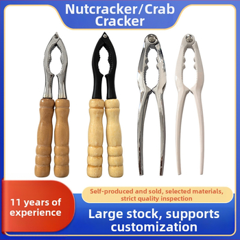 Walnut Clamp – Cinkötvözet • Modern minimalist stílus • Cikkszám 702.728 • 2017-es tél • Személyre szabott feldolgozás: Igen