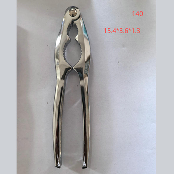 Walnut Clamp – Cinkötvözet • Modern minimalist stílus • Cikkszám 702.728 • 2017-es tél • Személyre szabott feldolgozás: Igen