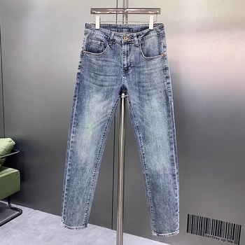 Muške traperice, Slim Fit, trumpet kroj nogavica, niski struk, zip zatvarač, pranje vodom