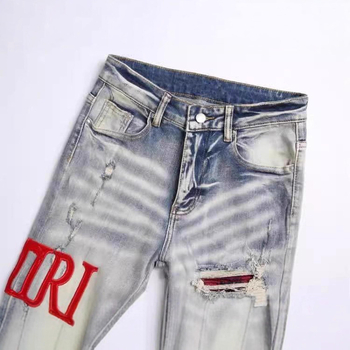 Τζιν ίσιας γραμμής, υψηλή μέση, βαμβάκι, μικροελαστικότητα, φερμουάρ – Άνοιξη 2025