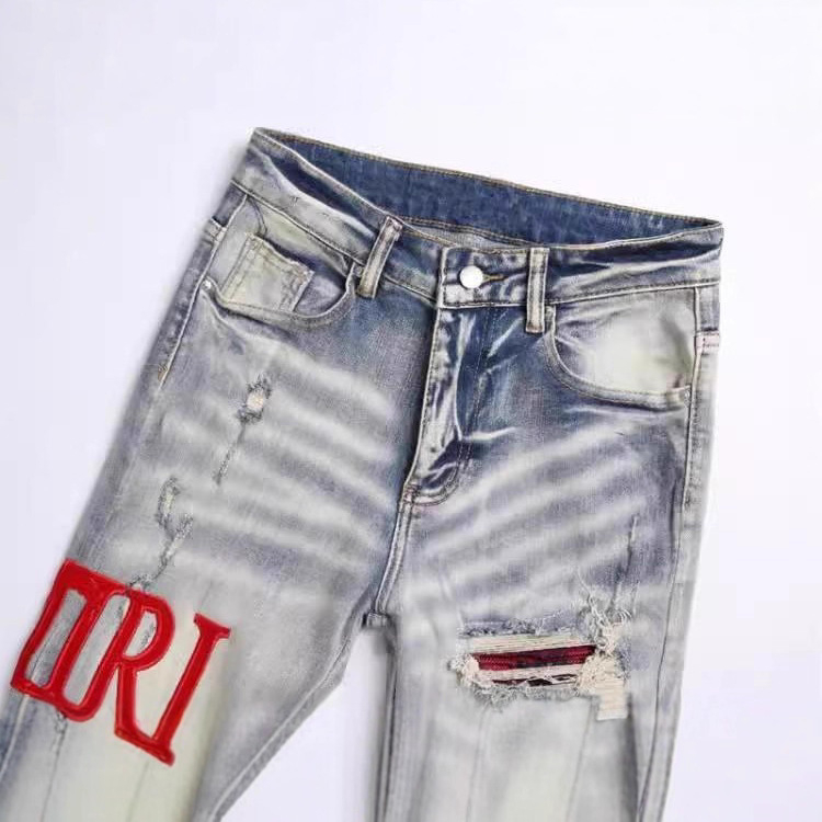 Τζιν ίσιας γραμμής, υψηλή μέση, βαμβάκι, μικροελαστικότητα, φερμουάρ – Άνοιξη 2025