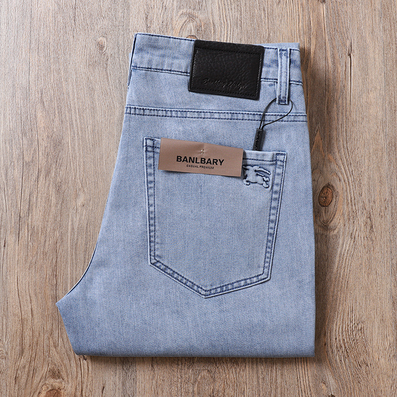 Muške traperice opuštenog kroja s mikroelastičnošću, oprane, lagane