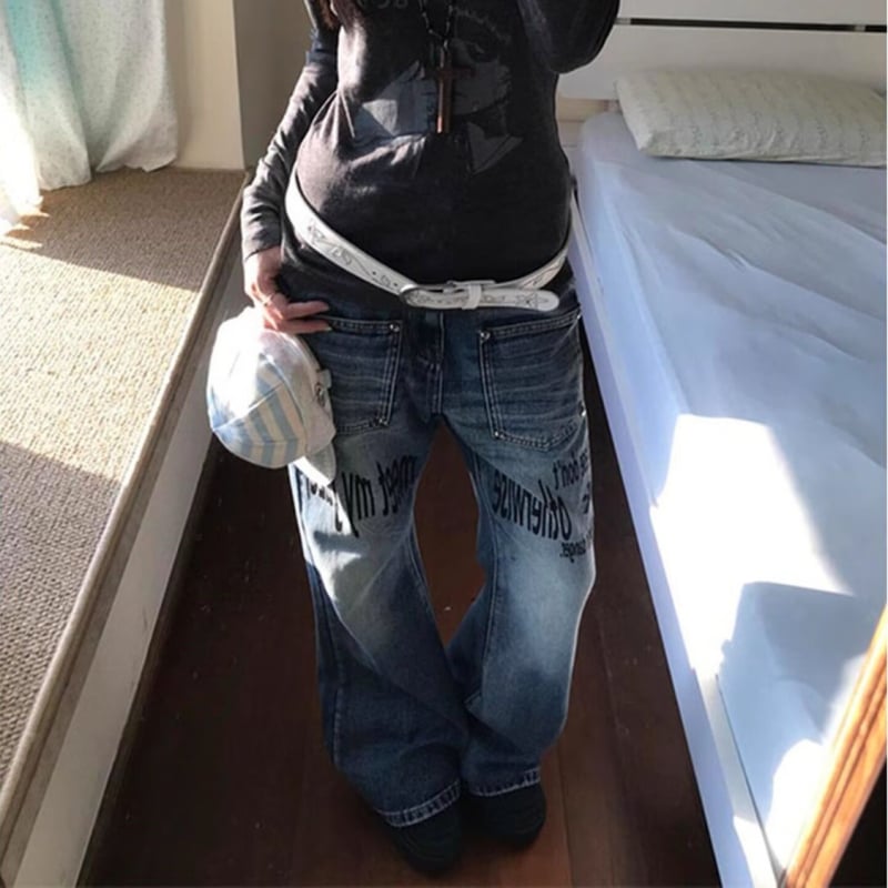 Blugi din denim imprimați și brodați, talie medie, închidere cu nasturi, croială dreaptă, 50% bumbac, all-season casual