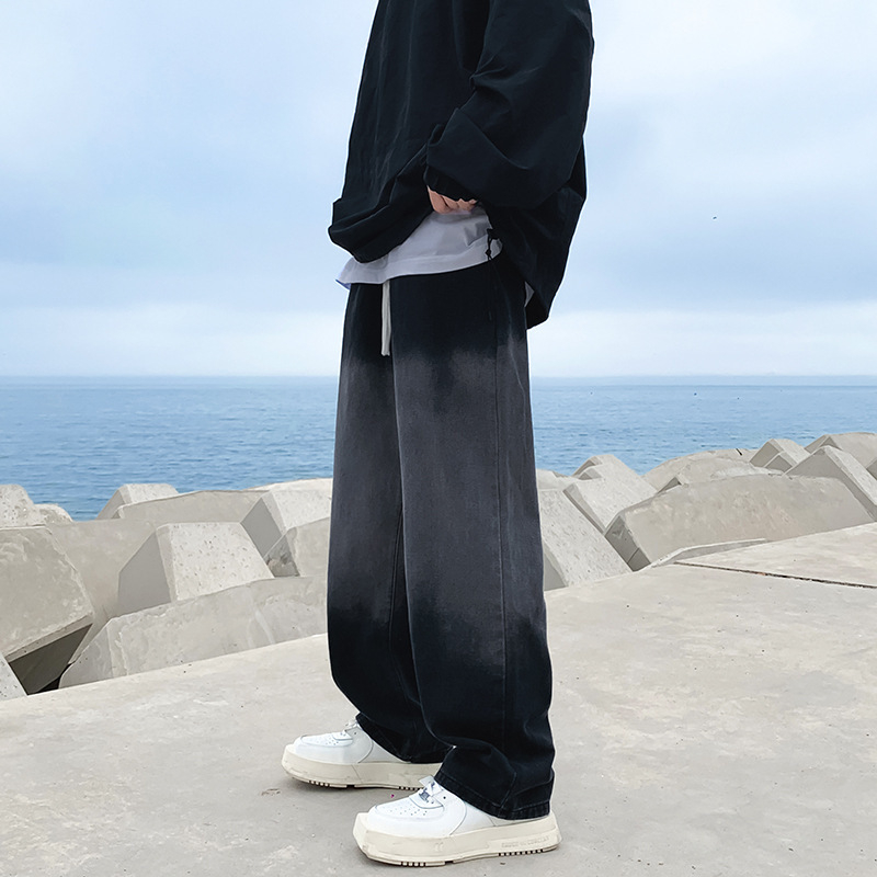 Jeanși pentru bărbați din denim, croială dreaptă, talie medie, finisaj de spălare, decor la buzunare, fără călcare, 95% poliester, primăvară și toamnă