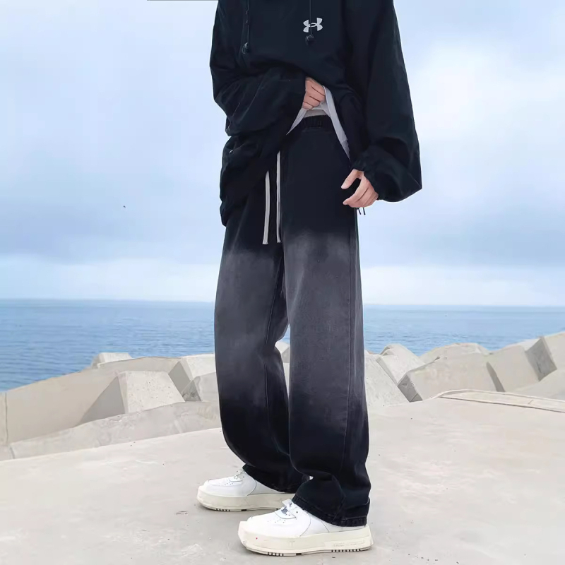 Jeanși pentru bărbați din denim, croială dreaptă, talie medie, finisaj de spălare, decor la buzunare, fără călcare, 95% poliester, primăvară și toamnă