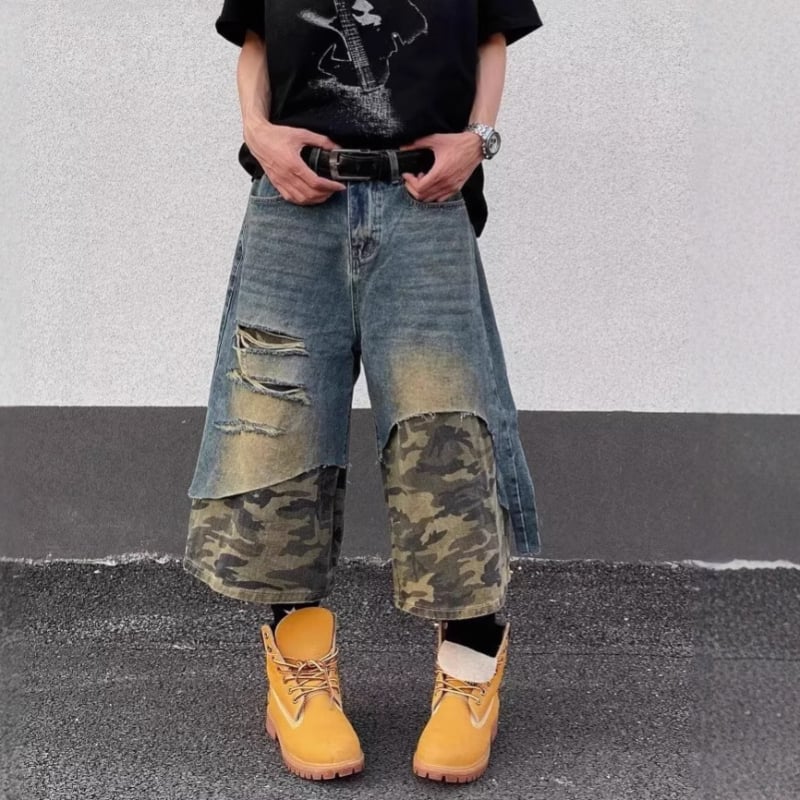 Džins šorts s camouflage patchworkom, skraćeni kroj, visoki pojas, zatvarač, 69% pamuk