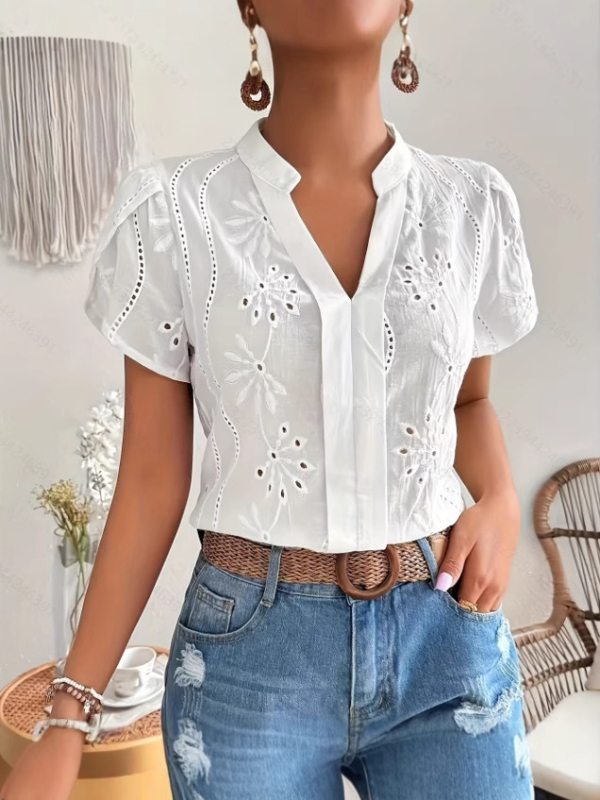 Bluza s V‑izrezom, kratki rukavi, slobodan kroj, mješavina poliestera i elastana, duljina 50–65 cm