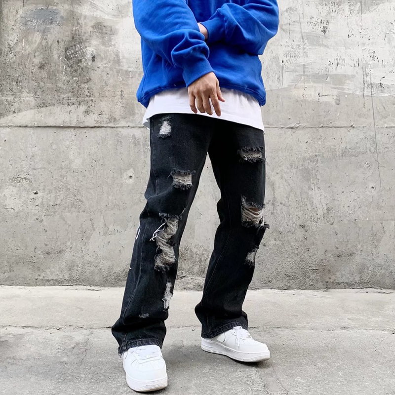 Jeansi brodați - Stil High Street, drepți, ușor evazați, talie medie, fermoar