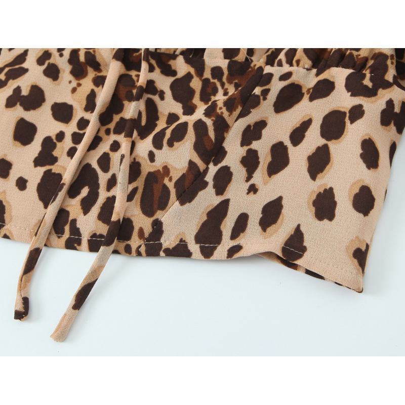 Cămașă-pulover cu imprimeu leopard, mâneci scurte, fără guler, design pull-over, poliester (95%+)