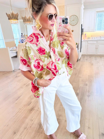 Bluza s floralnim uzorkom, ovratnik u obliku lotosovog lista, kratki rukavi, tkanina poliester 95%+