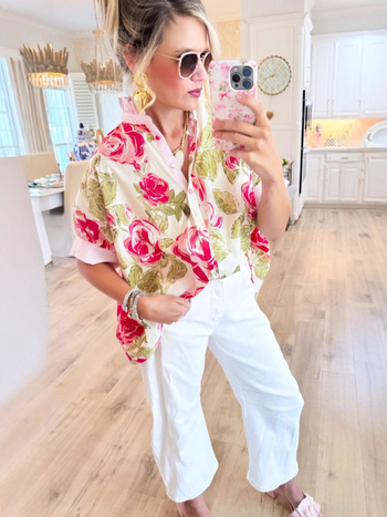 Bluza s floralnim uzorkom, ovratnik u obliku lotosovog lista, kratki rukavi, tkanina poliester 95%+