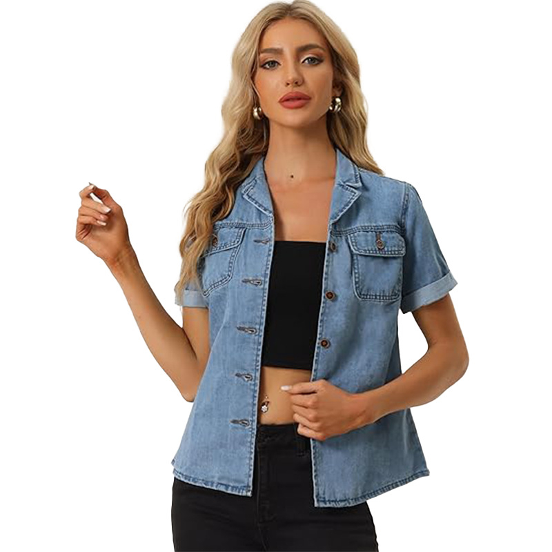 Риза с къс ръкав – памук 71–80% и полиестер 10–29%, подплата полиестер <10%, квадратна яка, предно копчено закопчаване, свободна кройка, едноцветен модел