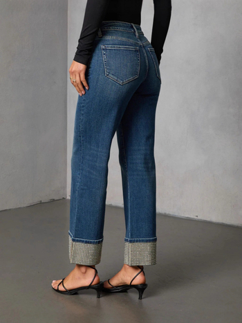 Női egyenes szabású farmernadrág denimből, hotfix köves díszítés, pamut-poliészter, magas/mid derék, mikroelasztikus, mosott felület, tél 2025