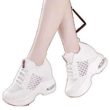 Női hálós sportcipő belső magasságnövelő funkcióval, EVA talpbetét, gumi talp, 3-5 cm sarok, nyárra