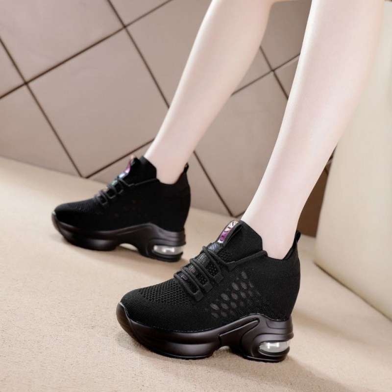 Női hálós sportcipő belső magasságnövelő funkcióval, EVA talpbetét, gumi talp, 3-5 cm sarok, nyárra