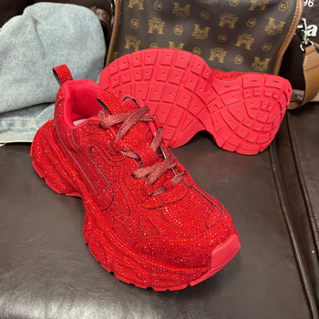 Ženske chunky tenisice s dijamantnim uzorkom, niski gornji dio, vezanje, povećanje visine 3-5 cm, gornji dio: koža prve klase + umjetna koža + tekstil, potplat od gume injekcijski oblikovan