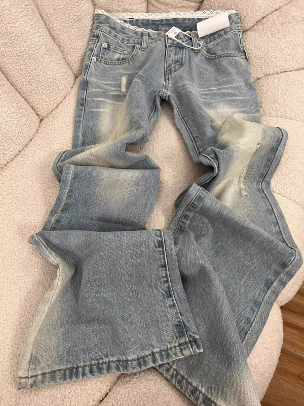 Ženske bootcut traperice od denima, niska struka, pamuk 70-80%, spandeks, blago proširen kroj