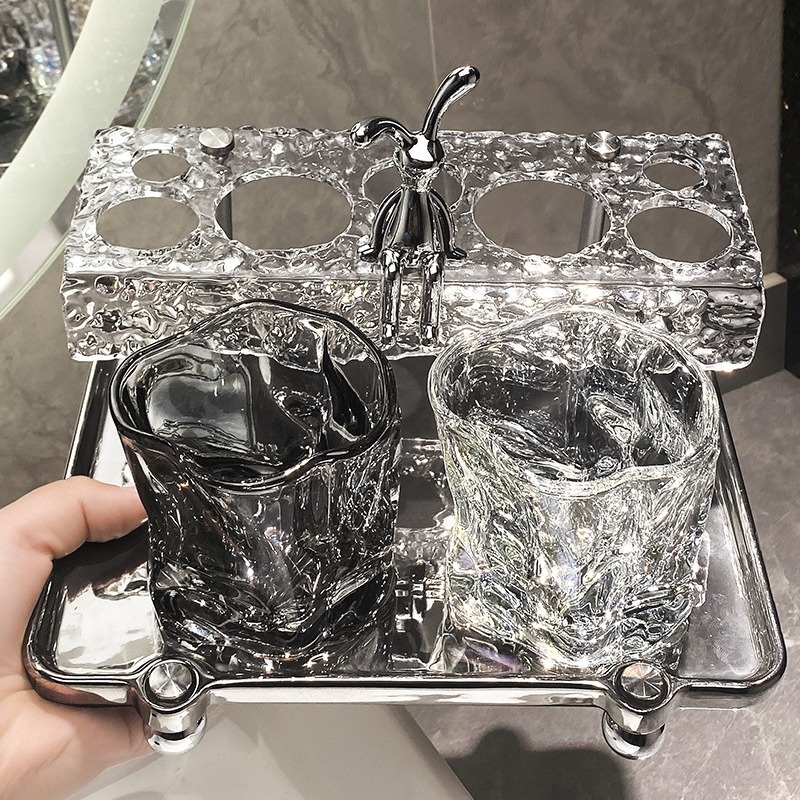 Držač četkice za zube s čašom — plastični, drugi način montaže, 1 komad, Hongyong