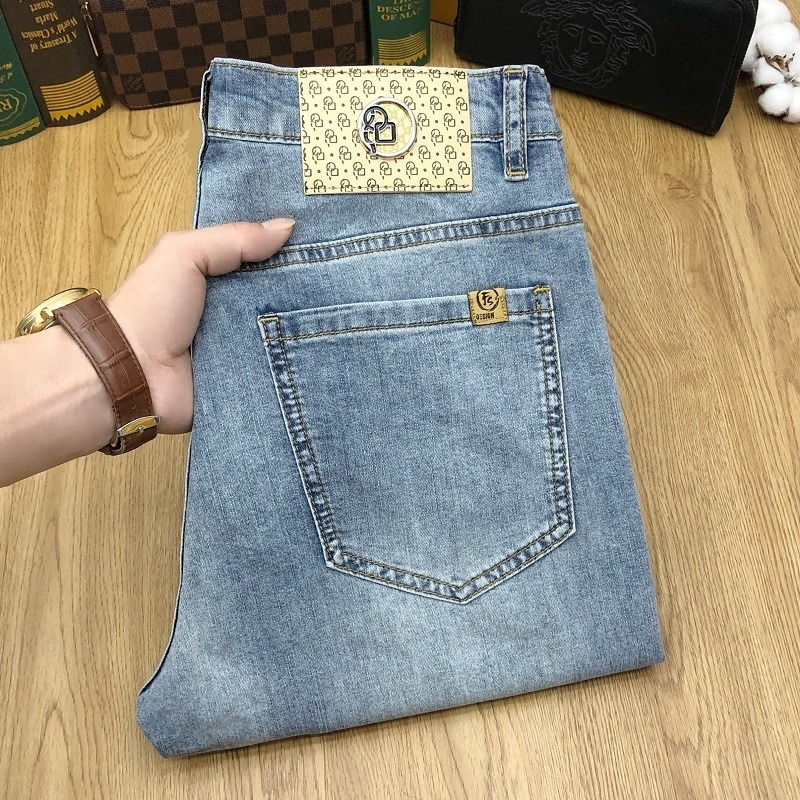 Muške retro traperice, slim fit, mikroelastične, ravne nogavice, zatvaranje zipom, četiri sezone