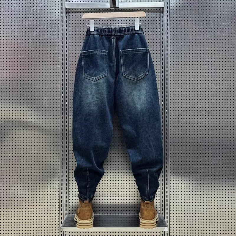 Férfi farmer nadrág, lazább szabás, középső derekú, Cowboy poliészter anyag (Tavasz 2025)