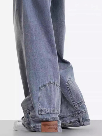 Traperice s ravnim krojem, pamuk-denim, srednji pojas, zatvaranje na gumbe